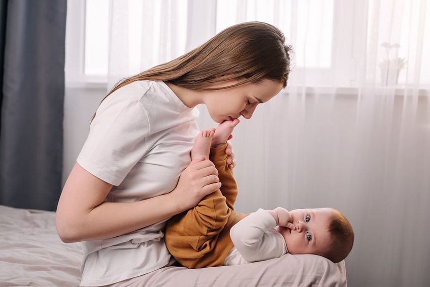 cloud-rx-Postpartum-Hormones-What-Happens-To-Your-Body-After-Birth